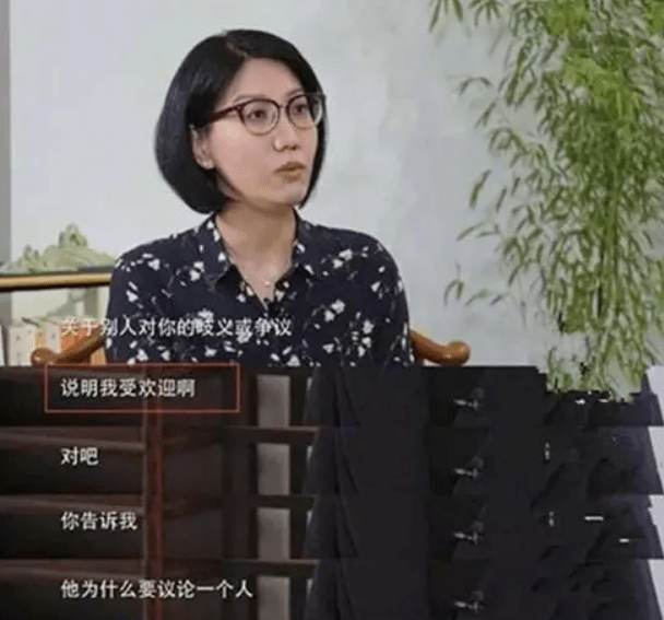 周杰夸张颂文被喷地图炮!逼前女友吃避孕药,与小18岁模特搞暧昧,他人品真不行?